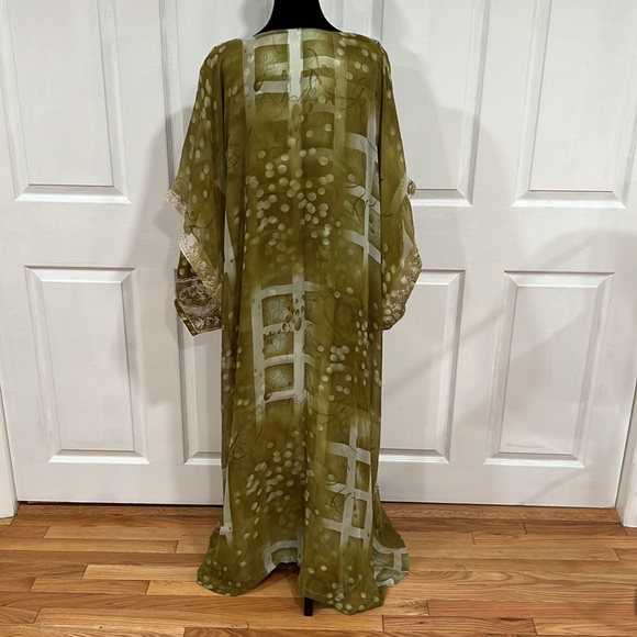 Pre-owned Butterfly kaftan dress from Dubai ❤️ - Picture 3 of 11